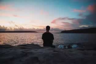 碰到被黑第三方取款通道维护审核不给提款补救对策（图）