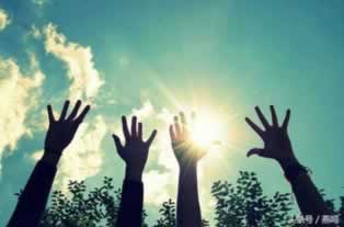 在网上游戏系统维护审核不能提款破解策略(图)