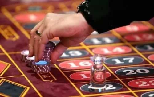 网上客服说银行维护不给提款解决对策(图)